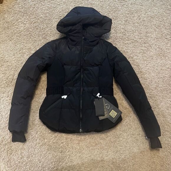 Goldbergh Lou Ski Jacket Black Waterproof Belted Down NWT US 8 (Runs Small) - Picture 7 of 13